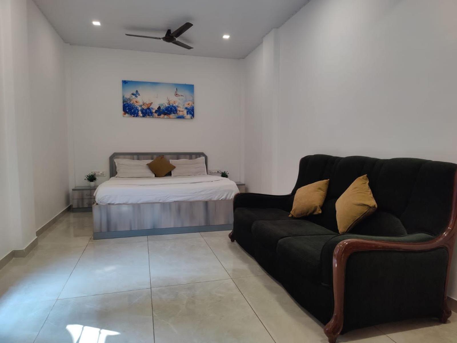 Aqua Villa Luxury Home Stay 罗纳瓦拉 外观 照片