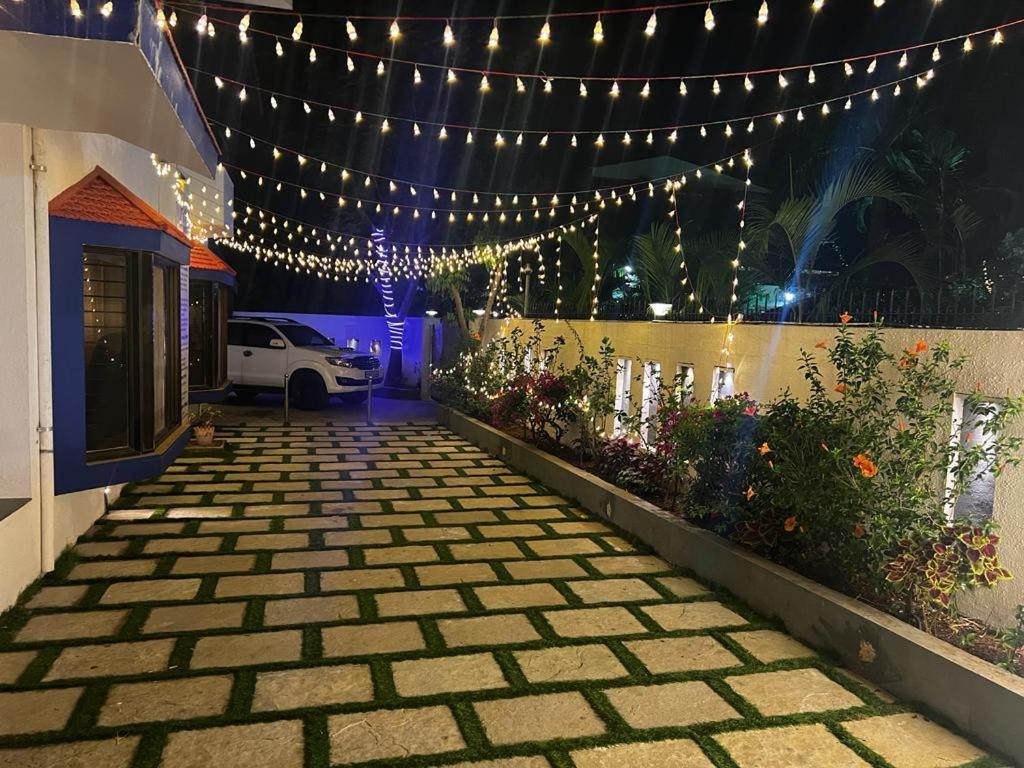 Aqua Villa Luxury Home Stay 罗纳瓦拉 外观 照片