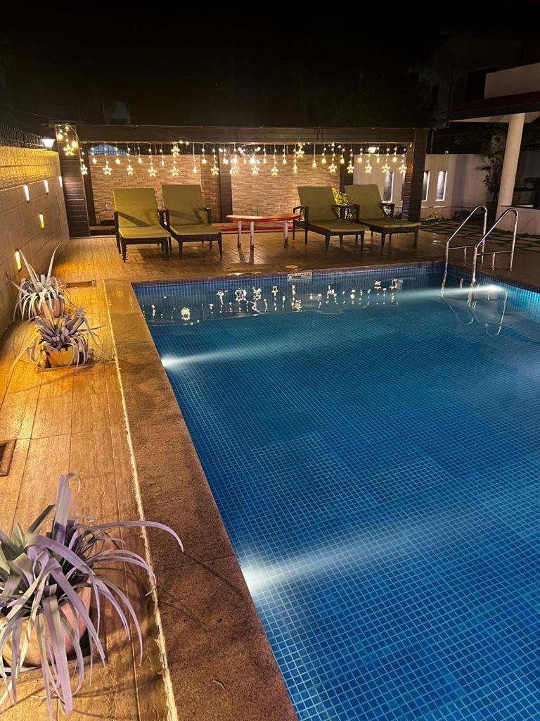 Aqua Villa Luxury Home Stay 罗纳瓦拉 外观 照片