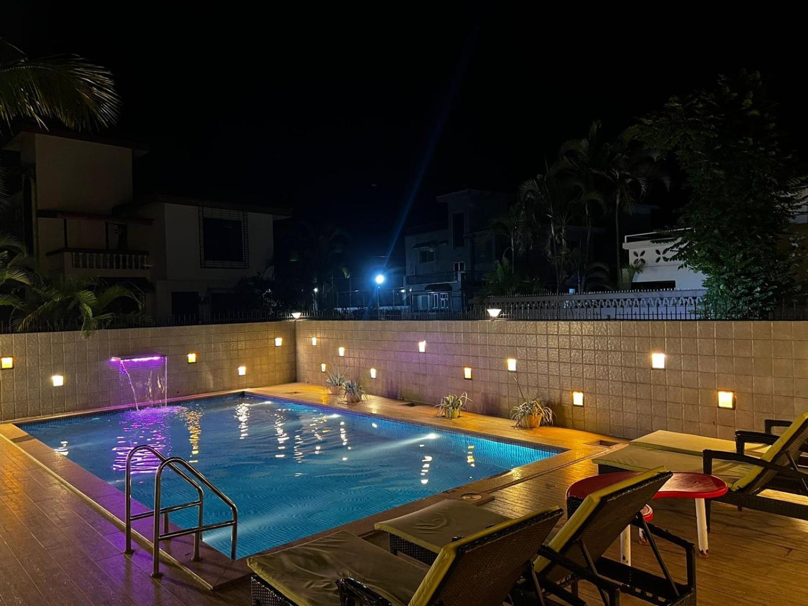 Aqua Villa Luxury Home Stay 罗纳瓦拉 外观 照片